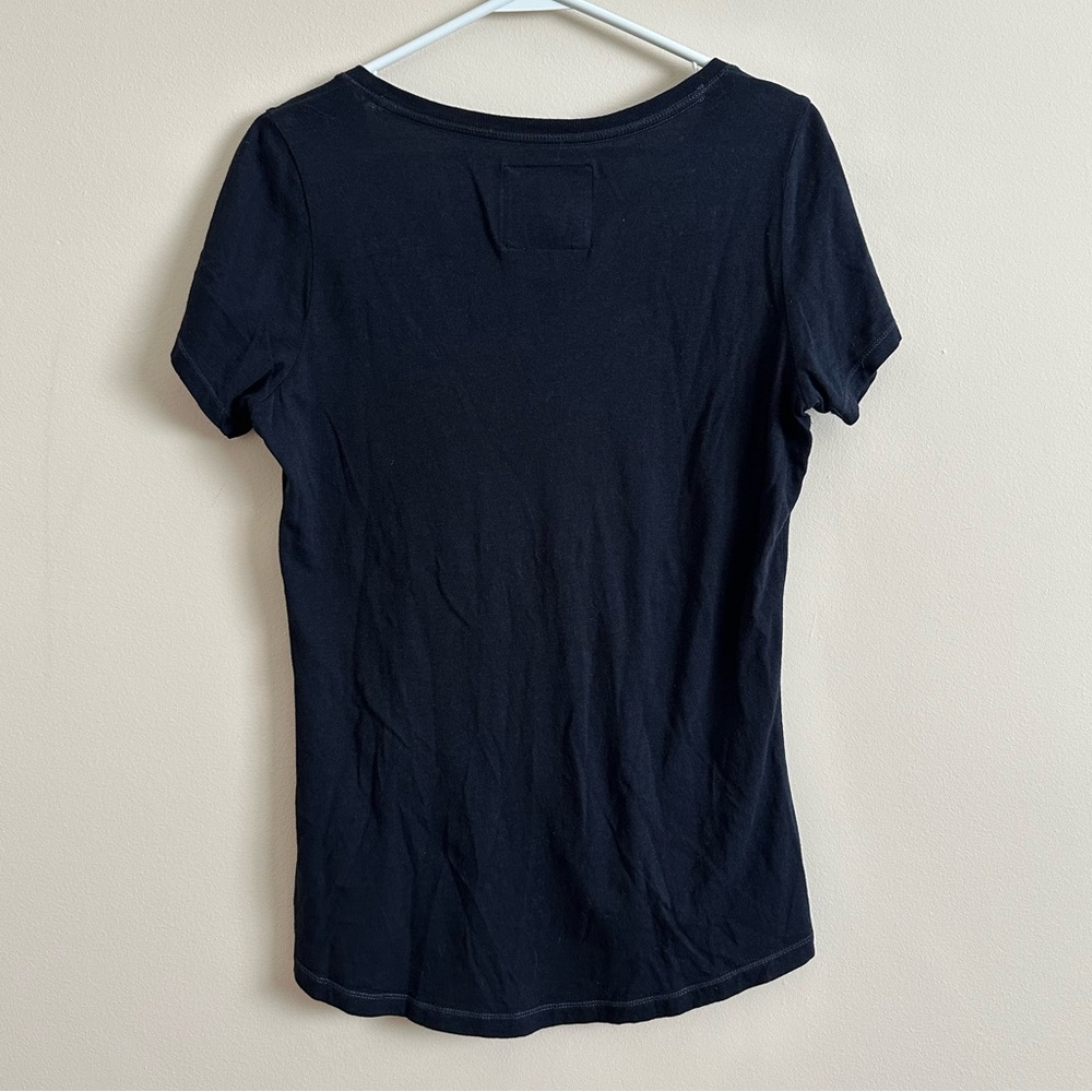 A&F Tee - Picture 2 of 4